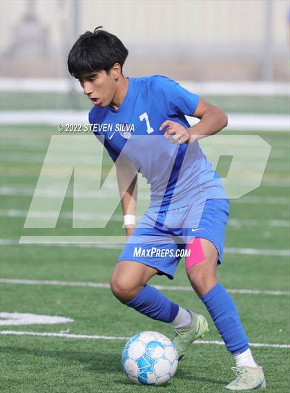 Thumbnail 3 in Bishop's vs. Central Union photogallery.