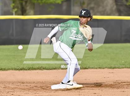 Thumbnail 3 in Fishers @ Yorktown photogallery.