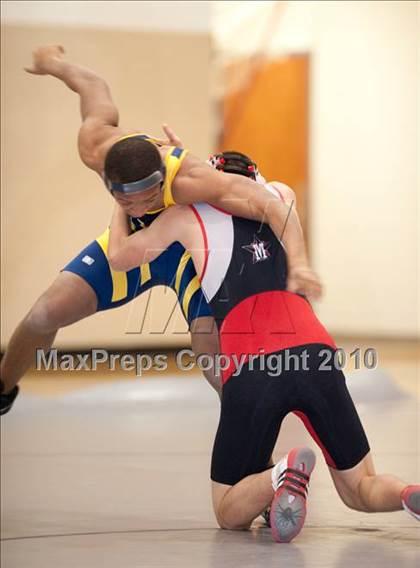 Thumbnail 3 in St. John's vs La Marque photogallery.