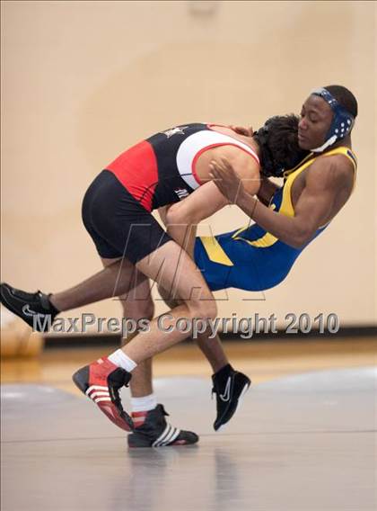 Thumbnail 1 in St. John's vs La Marque photogallery.