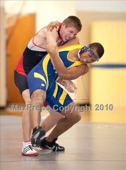 Thumbnail 2 in St. John's vs La Marque photogallery.