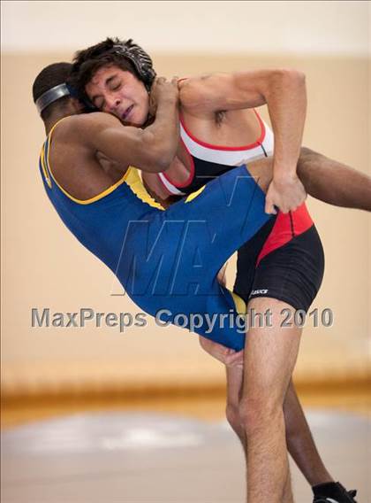 Thumbnail 2 in St. John's vs La Marque photogallery.