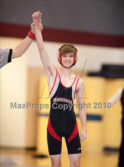 Thumbnail 2 in St. John's vs La Marque photogallery.
