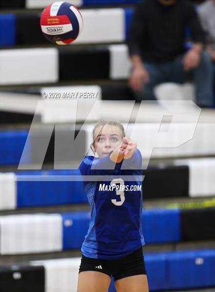 Thumbnail 2 in Shenango @ Lincoln photogallery.