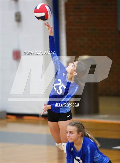 Thumbnail 3 in Shenango @ Lincoln photogallery.
