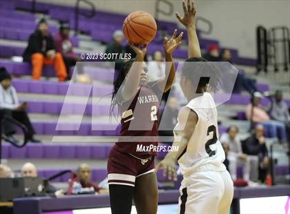 Thumbnail 2 in Example Academy Black vs. Harvest Prep (OGBR Classic in the City) photogallery.