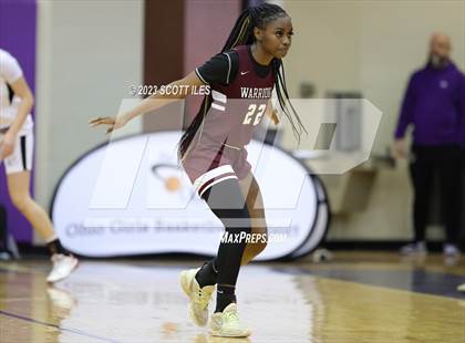 Thumbnail 3 in Example Academy Black vs. Harvest Prep (OGBR Classic in the City) photogallery.