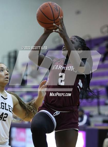 Thumbnail 3 in Example Academy Black vs. Harvest Prep (OGBR Classic in the City) photogallery.