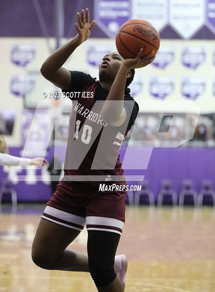 Thumbnail 3 in Example Academy Black vs. Harvest Prep (OGBR Classic in the City) photogallery.