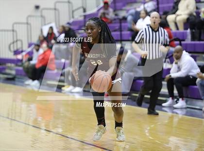 Thumbnail 3 in Example Academy Black vs. Harvest Prep (OGBR Classic in the City) photogallery.