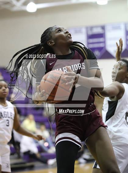 Thumbnail 3 in Example Academy Black vs. Harvest Prep (OGBR Classic in the City) photogallery.