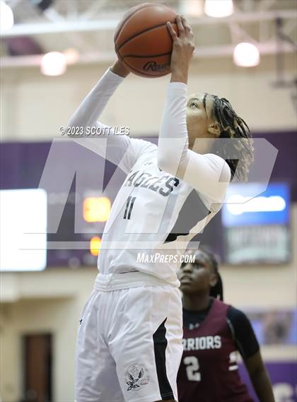 Thumbnail 1 in Example Academy Black vs. Harvest Prep (OGBR Classic in the City) photogallery.