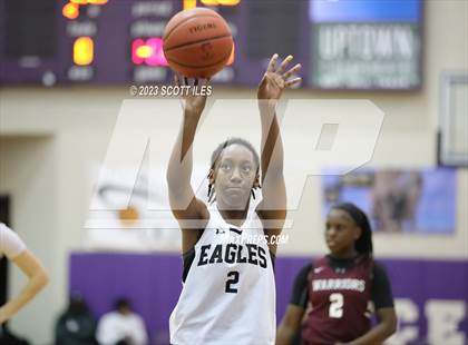 Thumbnail 2 in Example Academy Black vs. Harvest Prep (OGBR Classic in the City) photogallery.