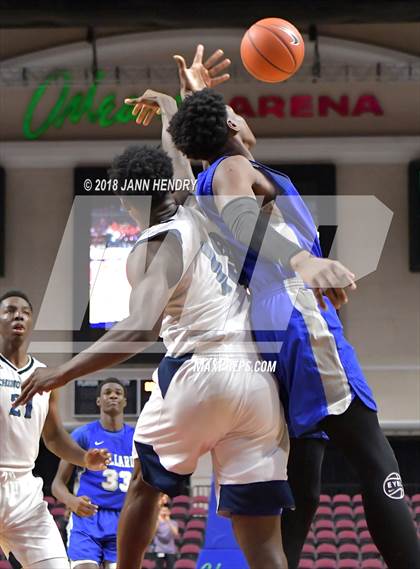 Thumbnail 3 in Chino Hills vs. Dillard (Tarkanian Classic) photogallery.