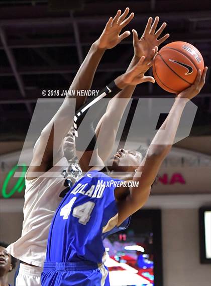 Thumbnail 3 in Chino Hills vs. Dillard (Tarkanian Classic) photogallery.