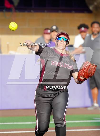 Thumbnail 1 in Heights vs Ridge Point (UIL Baseball 6A Region 3 Area) photogallery.