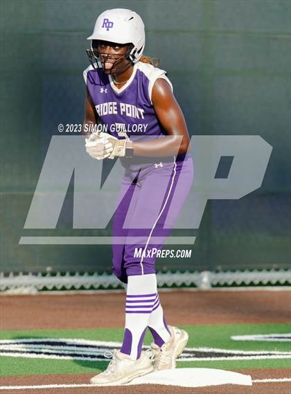 Thumbnail 2 in Heights vs Ridge Point (UIL Baseball 6A Region 3 Area) photogallery.