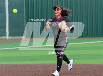 Thumbnail 1 in Heights vs Ridge Point (UIL Baseball 6A Region 3 Area) photogallery.