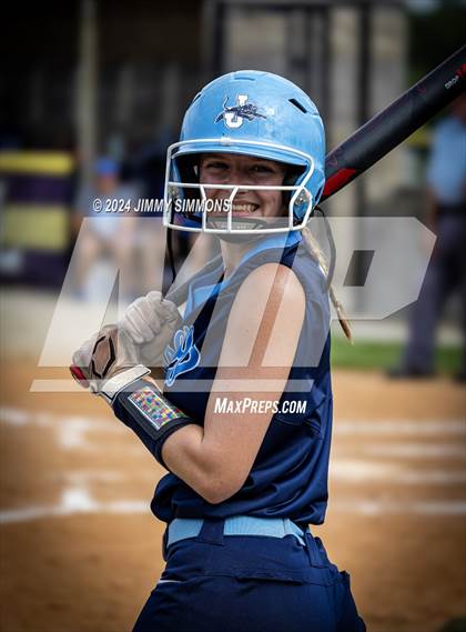 Thumbnail 3 in Freeburg vs Jersey (IHSA 3A Regional Semifinals) photogallery.