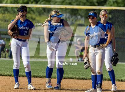 Thumbnail 2 in Freeburg vs Jersey (IHSA 3A Regional Semifinals) photogallery.