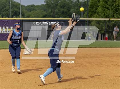 Thumbnail 2 in Freeburg vs Jersey (IHSA 3A Regional Semifinals) photogallery.