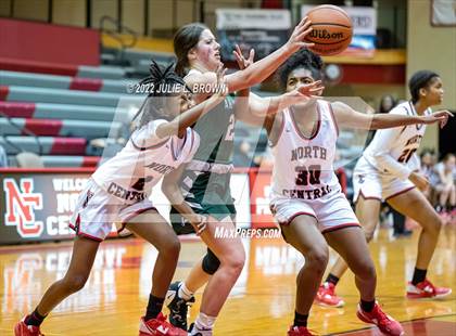 Thumbnail 2 in JV: North Central vs Pendleton Heights (Paul Loggan Memorial Invitational) photogallery.