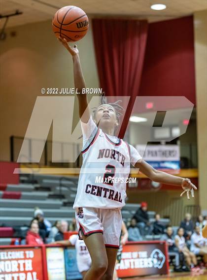 Thumbnail 2 in JV: North Central vs Pendleton Heights (Paul Loggan Memorial Invitational) photogallery.