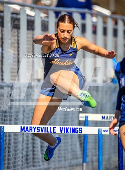 Thumbnail 1 in Marysville Invitational (Walt Braun Stadium) photogallery.