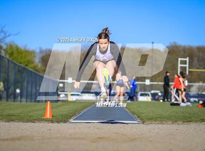 Thumbnail 1 in Marysville Invitational (Walt Braun Stadium) photogallery.