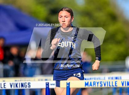 Thumbnail 2 in Marysville Invitational (Walt Braun Stadium) photogallery.