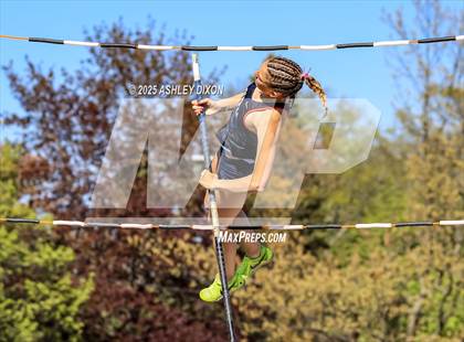 Thumbnail 2 in Marysville Invitational (Walt Braun Stadium) photogallery.