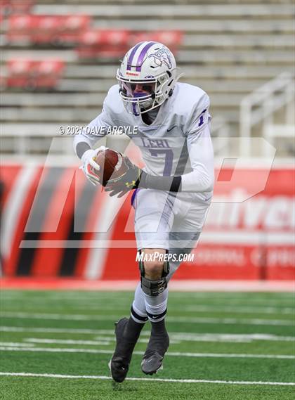 Thumbnail 2 in Springville vs. Lehi (UHSAA 5A Final) photogallery.