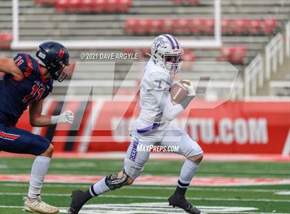Thumbnail 3 in Springville vs. Lehi (UHSAA 5A Final) photogallery.
