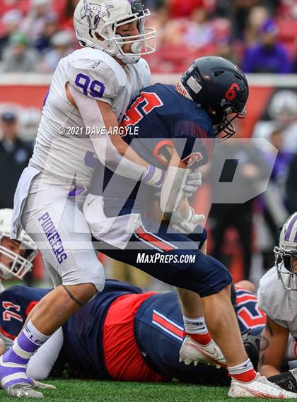 Thumbnail 2 in Springville vs. Lehi (UHSAA 5A Final) photogallery.
