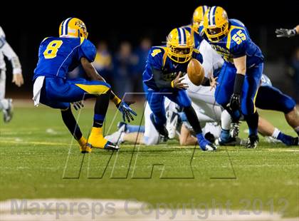 Thumbnail 2 in Central Valley vs West Mifflin (WPIAL Class AAA Semifinal) photogallery.