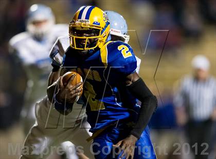 Thumbnail 1 in Central Valley vs West Mifflin (WPIAL Class AAA Semifinal) photogallery.
