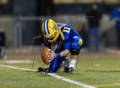 Thumbnail 1 in Central Valley vs West Mifflin (WPIAL Class AAA Semifinal) photogallery.