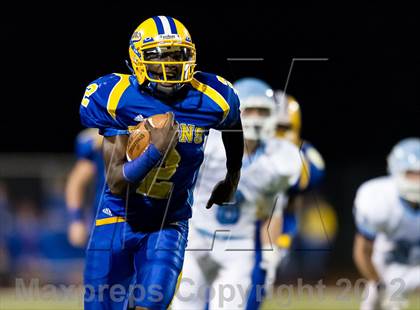 Thumbnail 2 in Central Valley vs West Mifflin (WPIAL Class AAA Semifinal) photogallery.