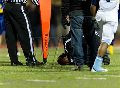 Thumbnail 2 in Central Valley vs West Mifflin (WPIAL Class AAA Semifinal) photogallery.