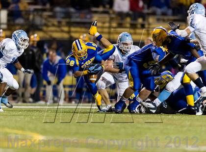 Thumbnail 2 in Central Valley vs West Mifflin (WPIAL Class AAA Semifinal) photogallery.