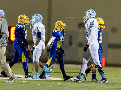 Thumbnail 1 in Central Valley vs West Mifflin (WPIAL Class AAA Semifinal) photogallery.