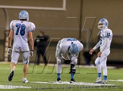 Thumbnail 2 in Central Valley vs West Mifflin (WPIAL Class AAA Semifinal) photogallery.