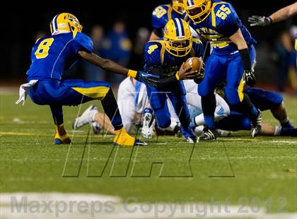 Thumbnail 3 in Central Valley vs West Mifflin (WPIAL Class AAA Semifinal) photogallery.