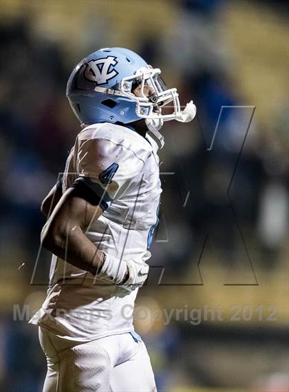 Thumbnail 2 in Central Valley vs West Mifflin (WPIAL Class AAA Semifinal) photogallery.