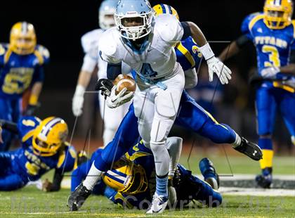 Thumbnail 3 in Central Valley vs West Mifflin (WPIAL Class AAA Semifinal) photogallery.
