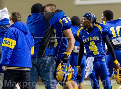 Thumbnail 3 in Central Valley vs West Mifflin (WPIAL Class AAA Semifinal) photogallery.