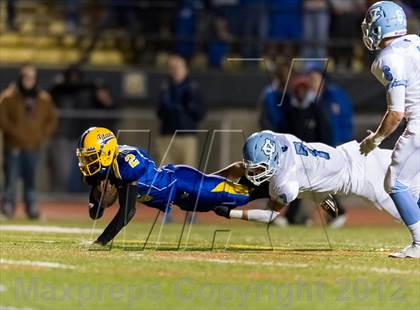 Thumbnail 2 in Central Valley vs West Mifflin (WPIAL Class AAA Semifinal) photogallery.