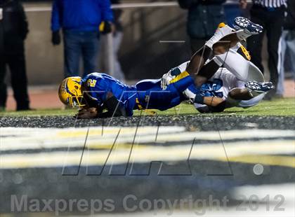 Thumbnail 1 in Central Valley vs West Mifflin (WPIAL Class AAA Semifinal) photogallery.