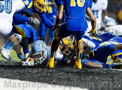 Thumbnail 2 in Central Valley vs West Mifflin (WPIAL Class AAA Semifinal) photogallery.