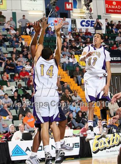 Thumbnail 2 in Christian Brothers vs. Newburgh Free Academy (NYSPHSAA Class AA Semifinal) photogallery.